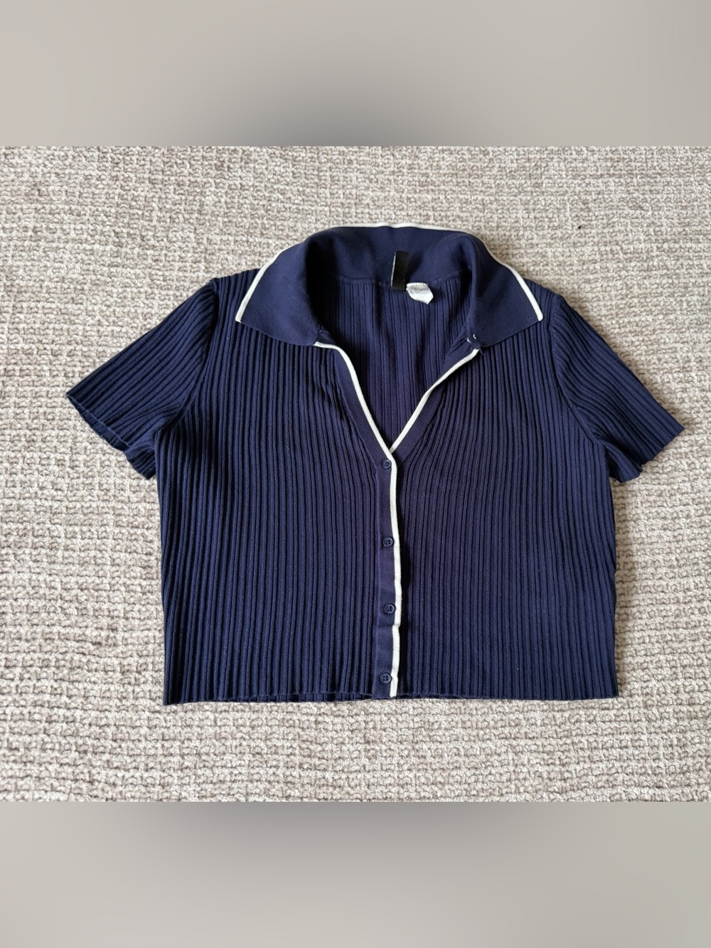H&M Navy Short-Sleeve Ribbed Button-Down Top with White Trim